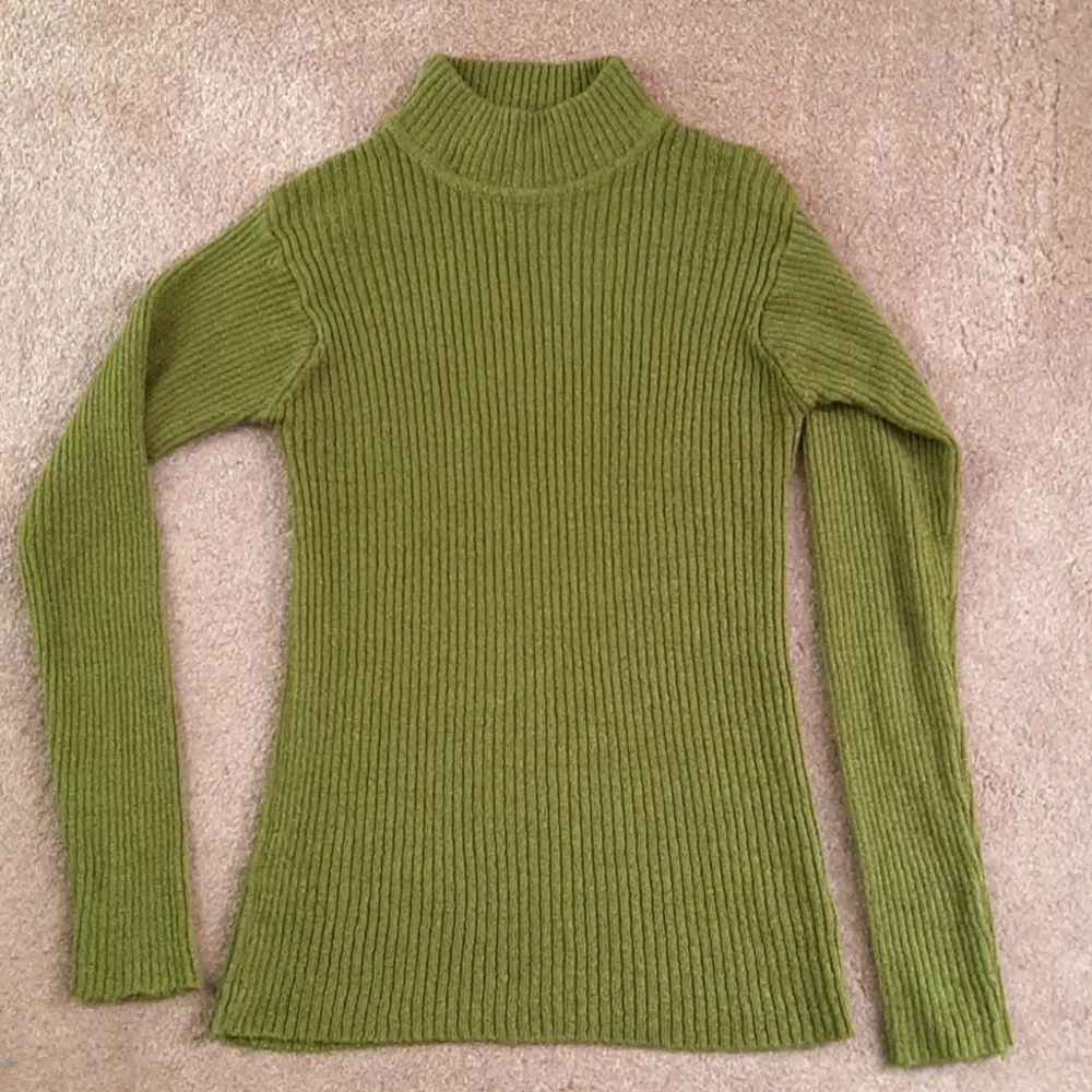 CAROLYN TAYLOR GREEN ACRYLIC/NYLON MOCK TURTLE NECK 🐢